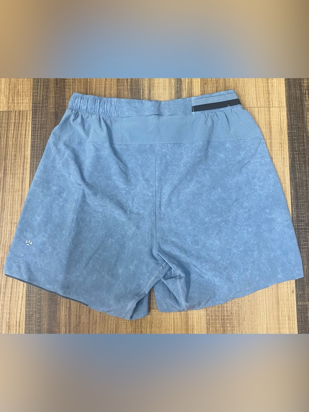 Lululemon Surge Shorts Mens M Blue Ice Wash 6" Running Athletic Training